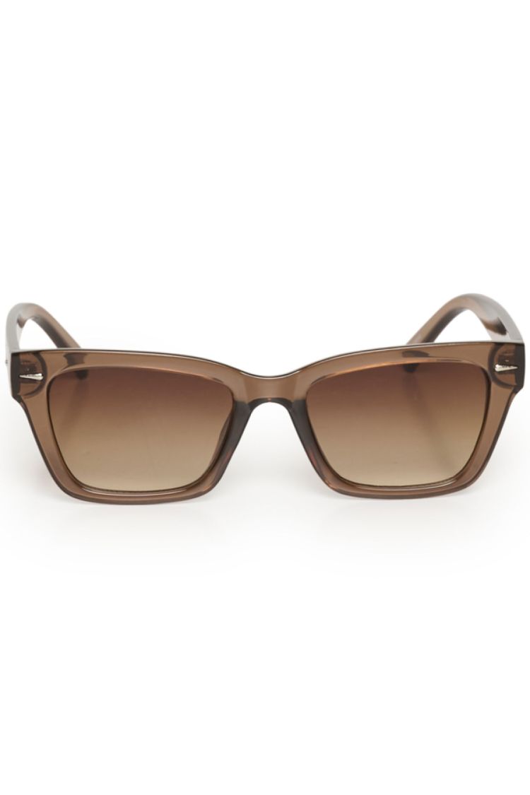 Soaked In Luxury 19147 Bruin