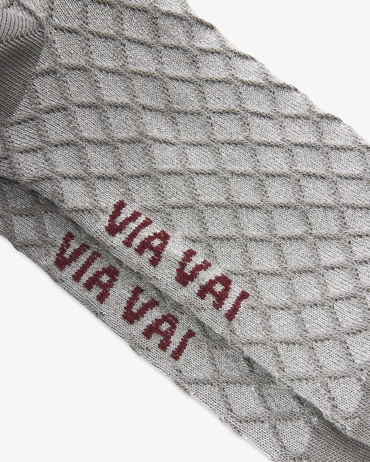 Via Vai 17550  Grijs