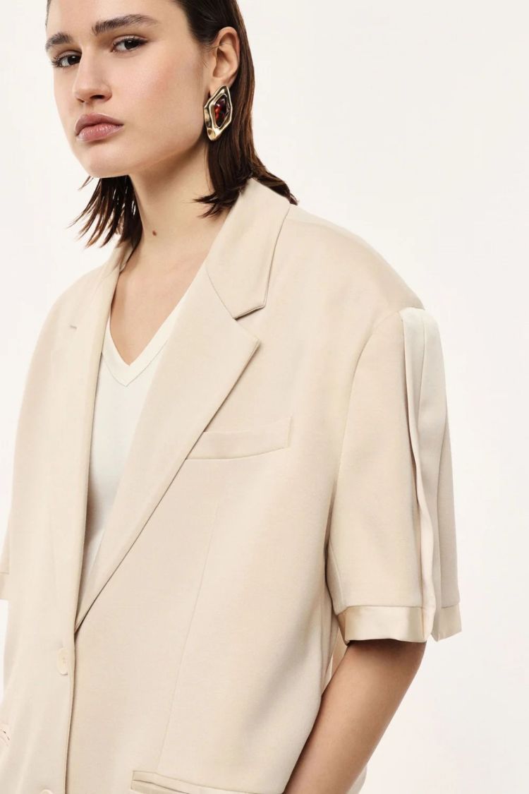 Imperial 18519  Ecru