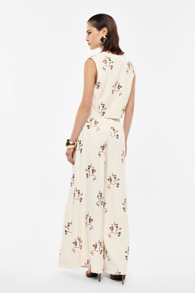 Imperial 18844  Ecru