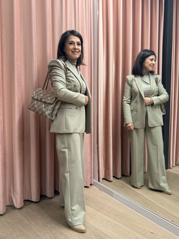 Patrizia Pepe Clothes  2P1709/J343 Beige