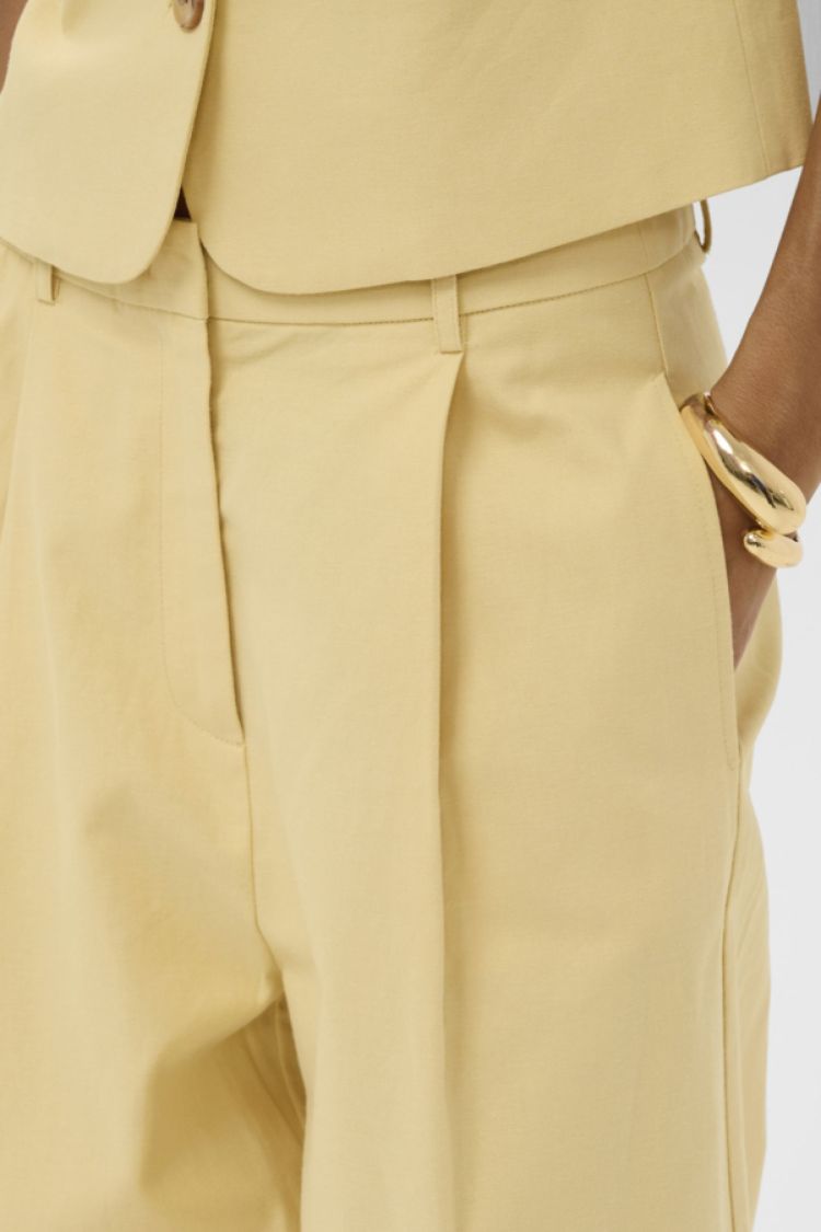 Soaked In Luxury 19406 Dameskledij Geel