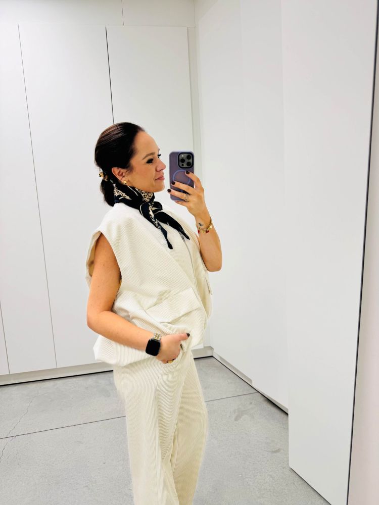 Imperial 17814  Ecru