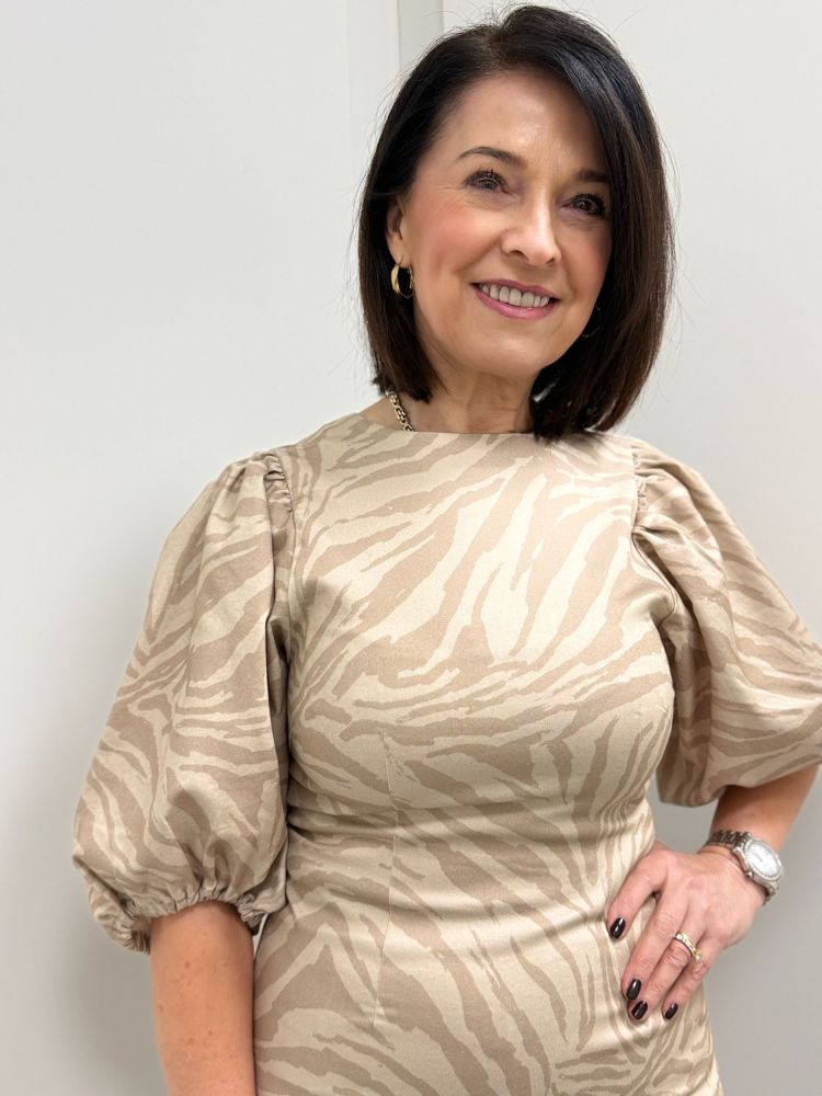 Soaked In Luxury 18933  Beige