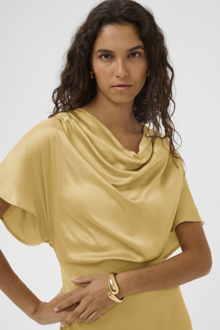 Soaked In Luxury 19404  Geel