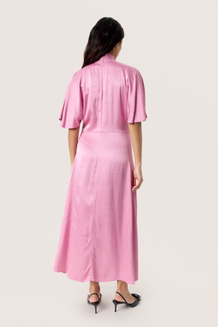 Soaked In Luxury 17472  Roze