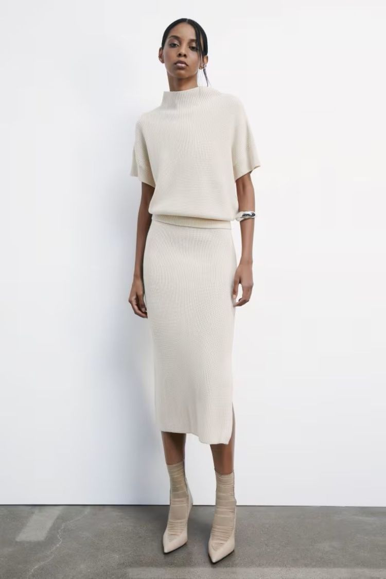 Patrizia Pepe Clothes  2G1042/K9O3A Ecru