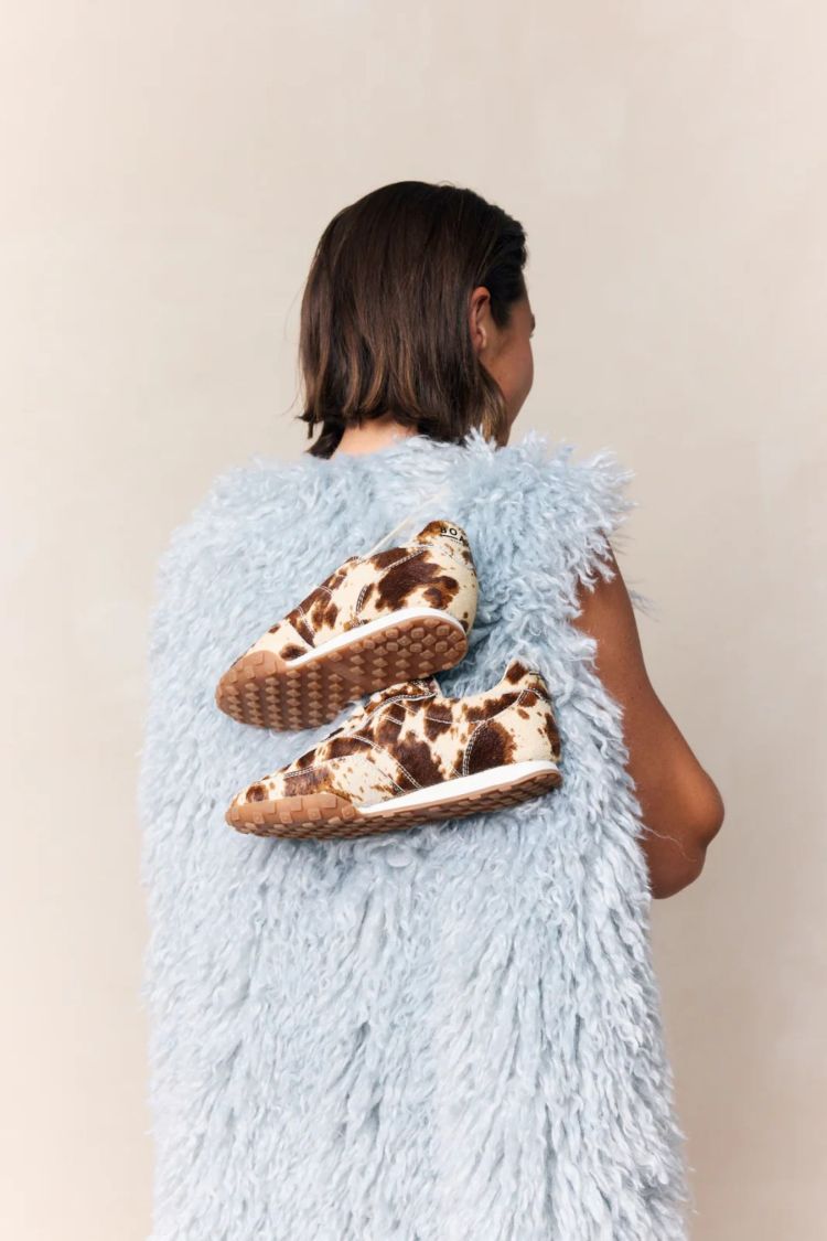 Boax Studio  STRIKE 3024 Bruin