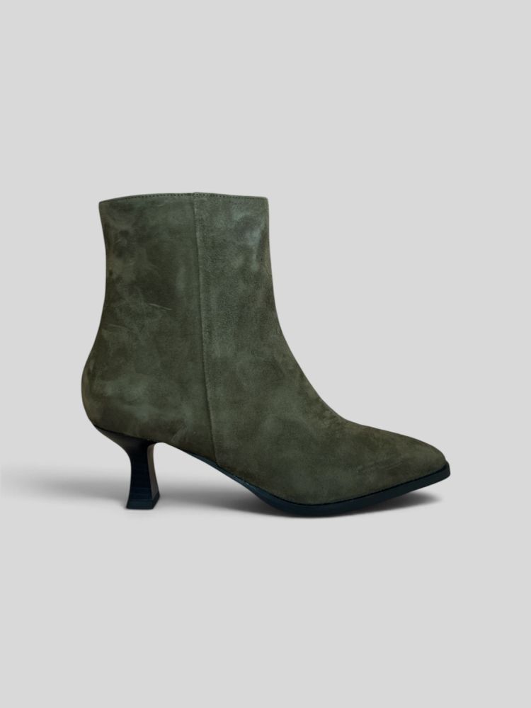 C-conceptstore  85936 Kaki