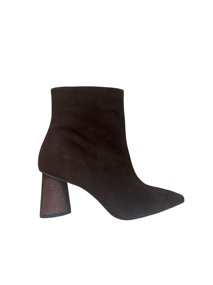 Ctwlk  CW4-VANESSA/21 Bruin