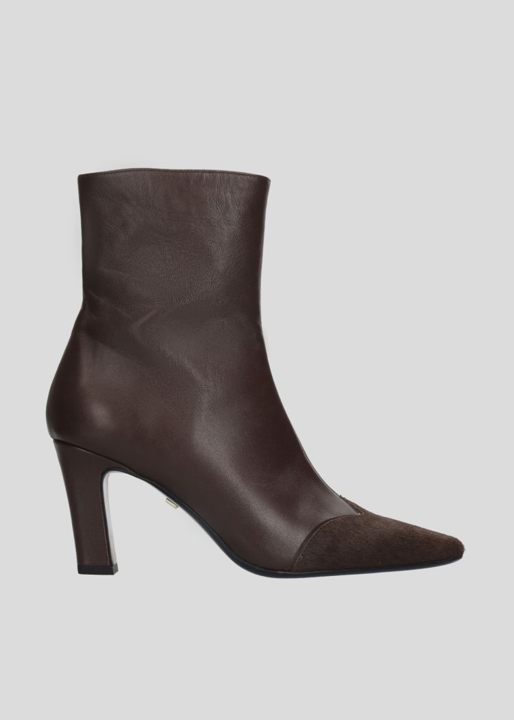 Lola Cruz  030T94BK-I25 Bruin