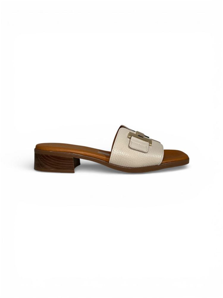 Oh My! Sandals 19078  Ecru