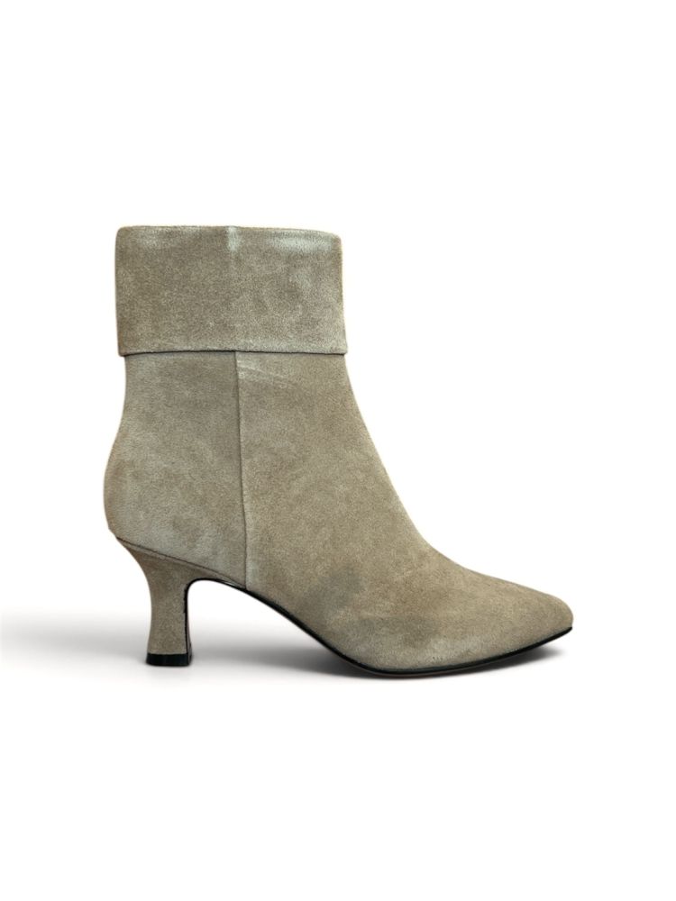 Regarde Le Ciel 20370  Beige