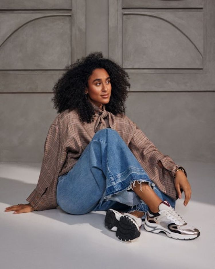 Via Vai 17554  Beige