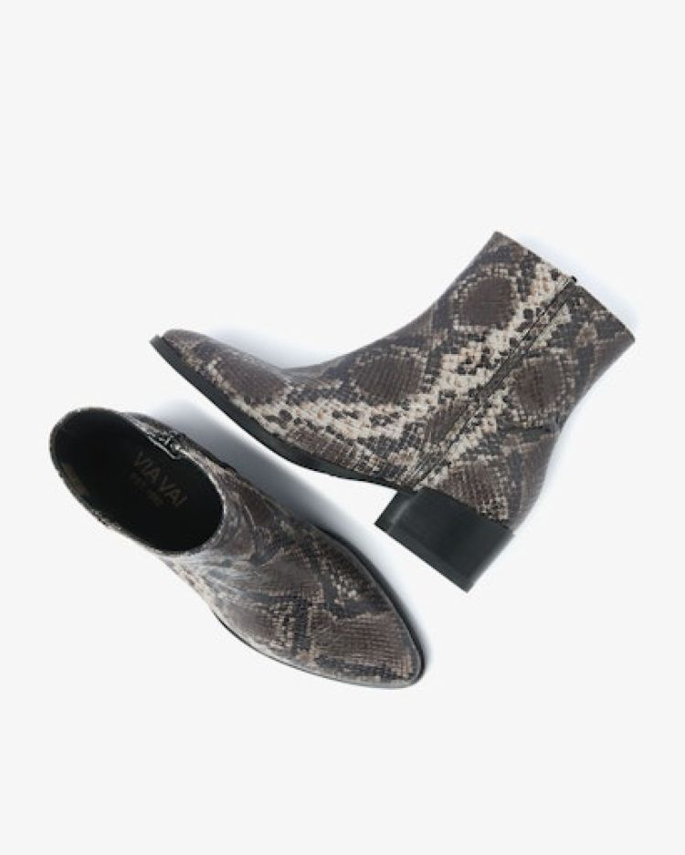 Via Vai 17553  Print