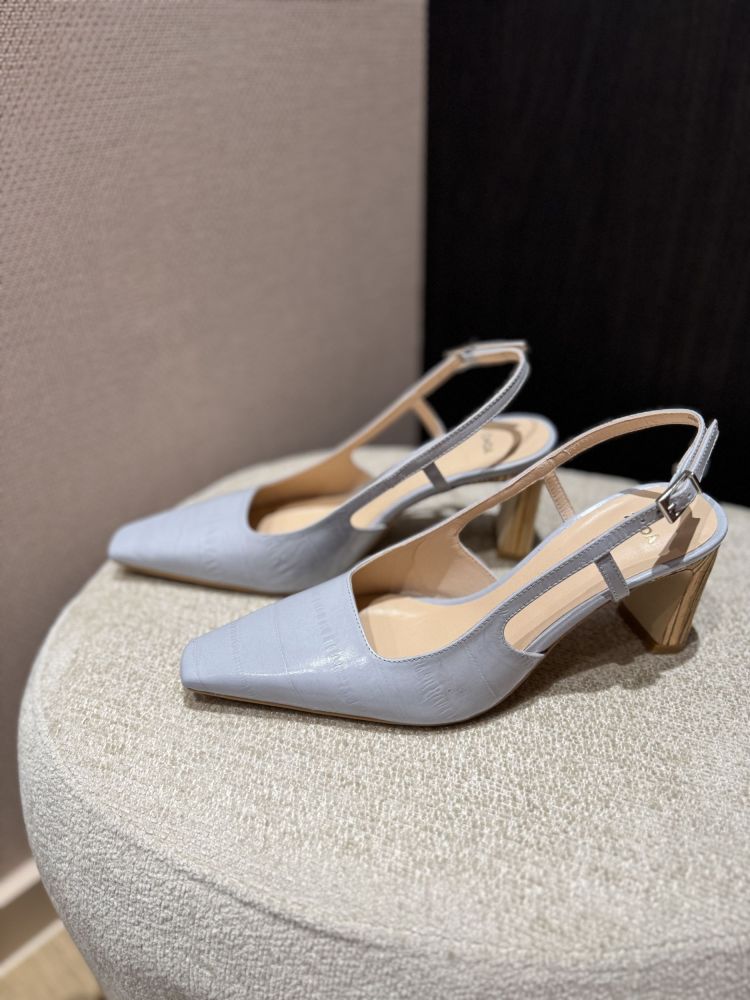 Zinda 19180  Licht Blauw