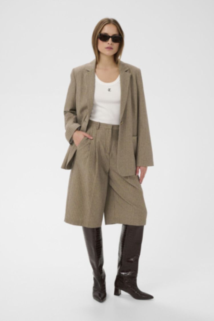 Soaked In Luxury 18935  Taupe