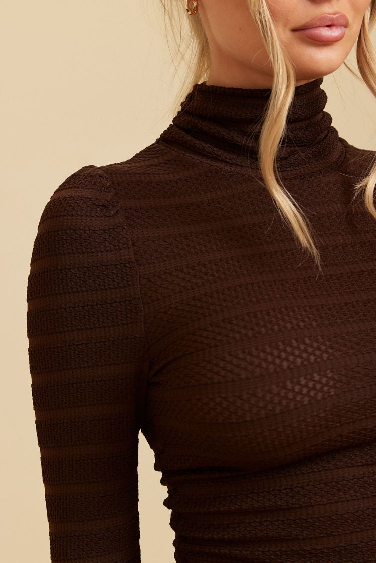 Rut & Circle  Amy turtleneck Bruin