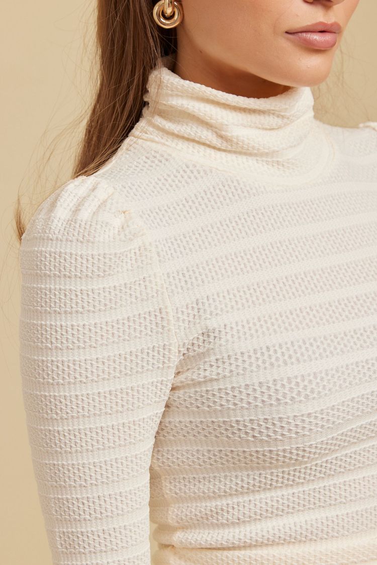 Rut & Circle  Amy turtleneck Ecru