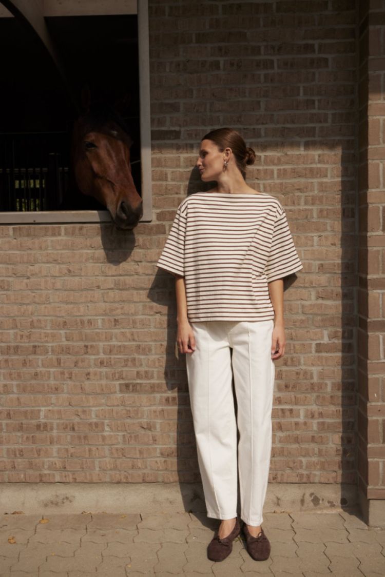 Soaked In Luxury 18922  Wit